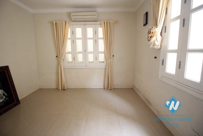 A good house with fully furnished for rent in Ciputra area